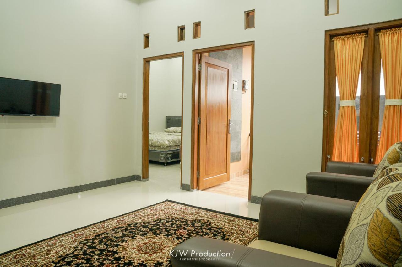 M Stay Guest House Jogja Yogyakarta Dış mekan fotoğraf