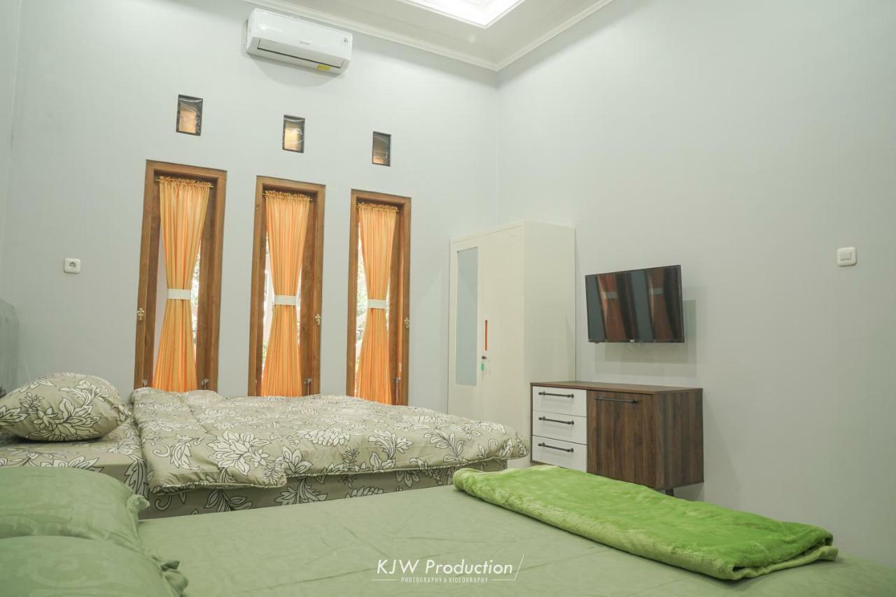 M Stay Guest House Jogja Yogyakarta Dış mekan fotoğraf