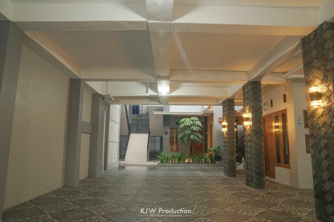 M Stay Guest House Jogja Yogyakarta Dış mekan fotoğraf